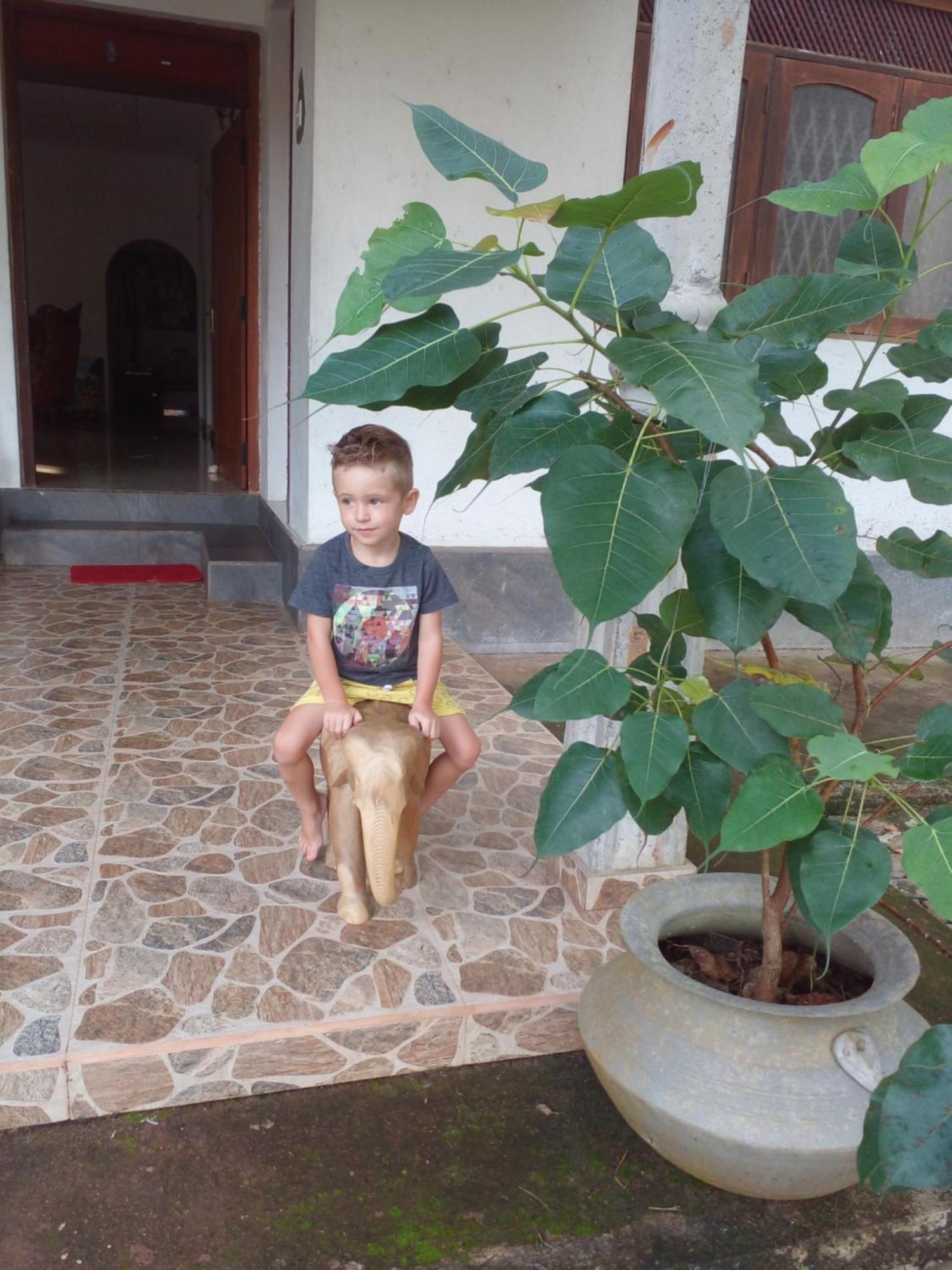 Muthu Sri Lanka Kalutara