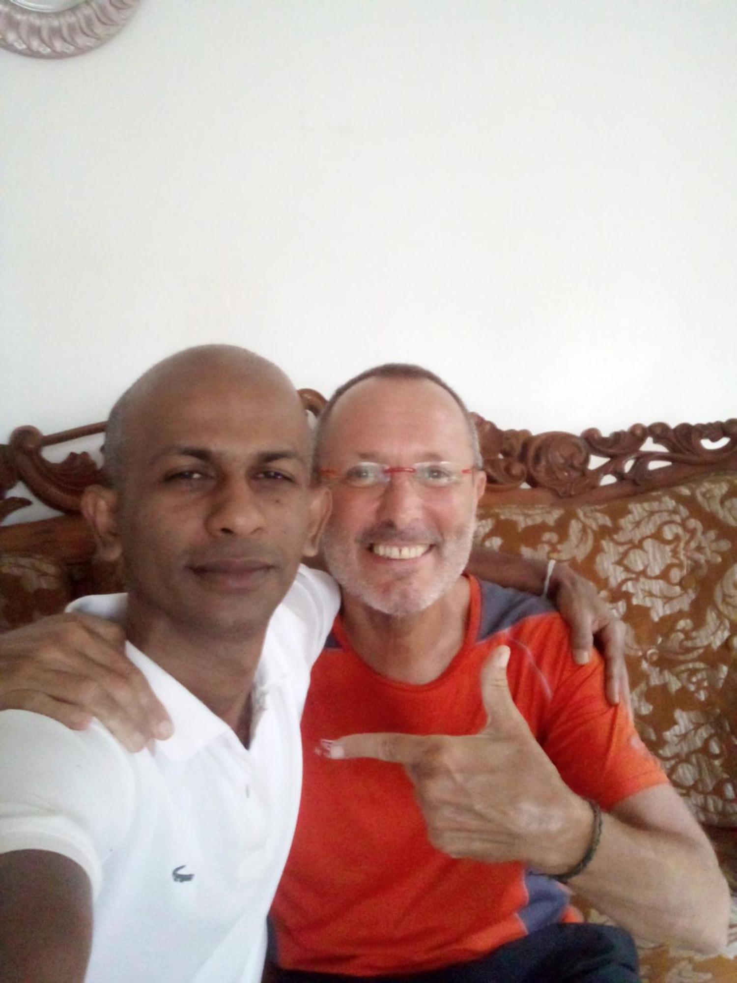 Muthu Sri Lanka *